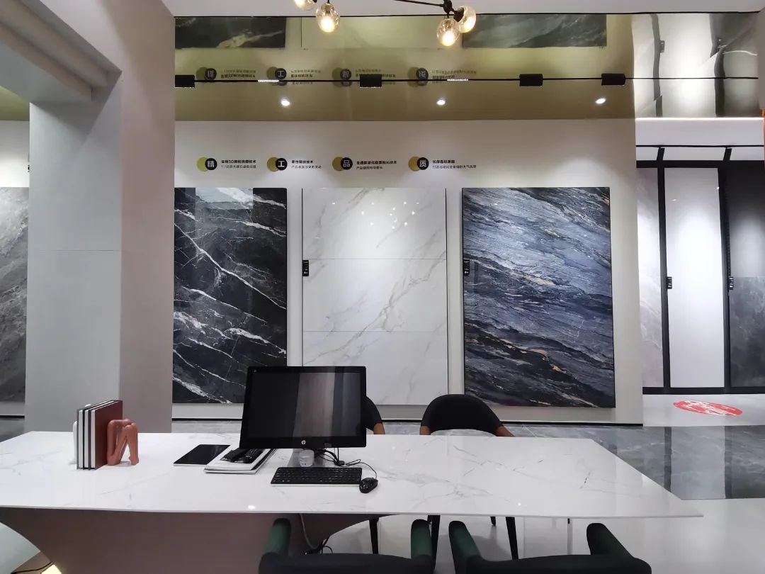 終端風(fēng)采 | 強(qiáng)輝淮南旗艦店,中性格調(diào),以藝術(shù)裝點(diǎn)設(shè)計(圖13) 終端風(fēng)采 | 強(qiáng)輝淮南旗艦店,中性格調(diào),以藝術(shù)裝點(diǎn)設(shè)計(圖13)