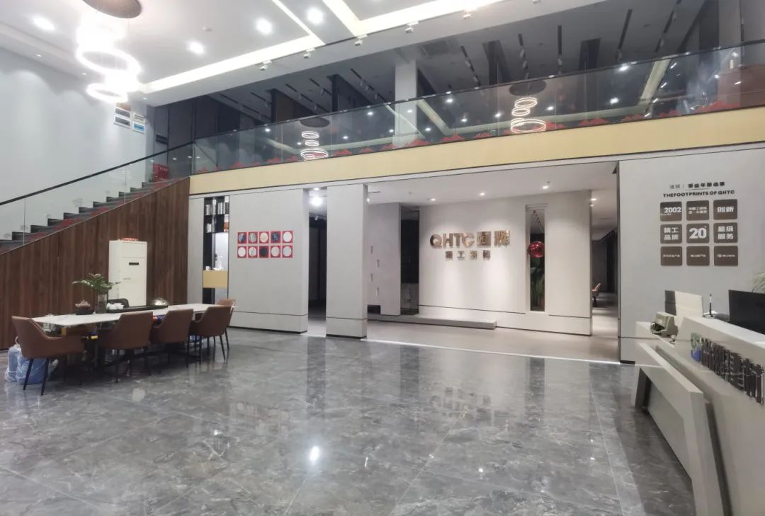 終端風(fēng)采 | 強(qiáng)輝福州旗艦店,邂逅愜意如詩的藝術(shù)空間(圖6) 終端風(fēng)采 | 強(qiáng)輝福州旗艦店,邂逅愜意如詩的藝術(shù)空間(圖6)