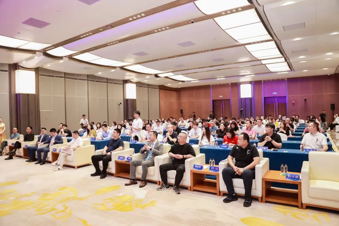 用實力說話!強輝精工瓷磚多項大獎榮譽加冕(圖3) 圖片