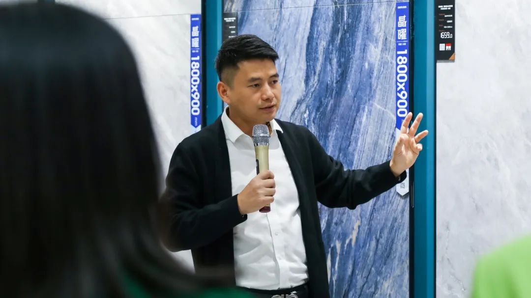 摯友同行追遠(yuǎn)夢(mèng) | 強(qiáng)輝×廣東保時(shí)捷車友會(huì)活動(dòng)圓滿舉行(圖5) 摯友同行追遠(yuǎn)夢(mèng) | 強(qiáng)輝×廣東保時(shí)捷車友會(huì)活動(dòng)圓滿舉行(圖5)