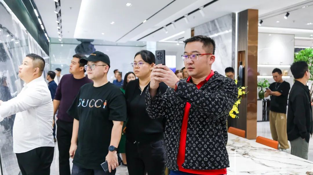 385A6284-553238402.jpg 摯友同行追遠(yuǎn)夢(mèng) | 強(qiáng)輝×廣東保時(shí)捷車友會(huì)活動(dòng)圓滿舉行(圖6)