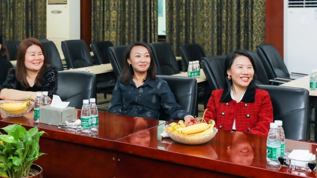 1df4b6f39110f09962e5e46149b4289.jpg 摯友同行追遠(yuǎn)夢(mèng) | 強(qiáng)輝×廣東保時(shí)捷車友會(huì)活動(dòng)圓滿舉行(圖24)