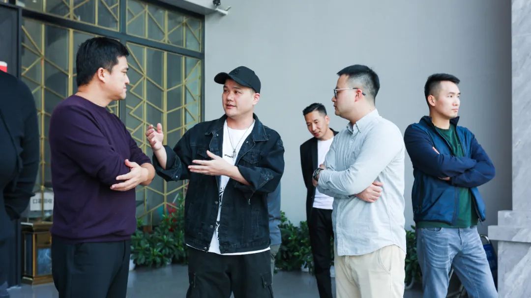 摯友同行追遠(yuǎn)夢(mèng) | 強(qiáng)輝×廣東保時(shí)捷車友會(huì)活動(dòng)圓滿舉行(圖36) 摯友同行追遠(yuǎn)夢(mèng) | 強(qiáng)輝×廣東保時(shí)捷車友會(huì)活動(dòng)圓滿舉行(圖36)