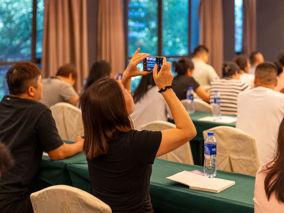 持續賦能!強輝2024星火計劃標桿特訓營圓滿收官(圖11) 持續賦能!強輝2024星火計劃標桿特訓營圓滿收官(圖11)