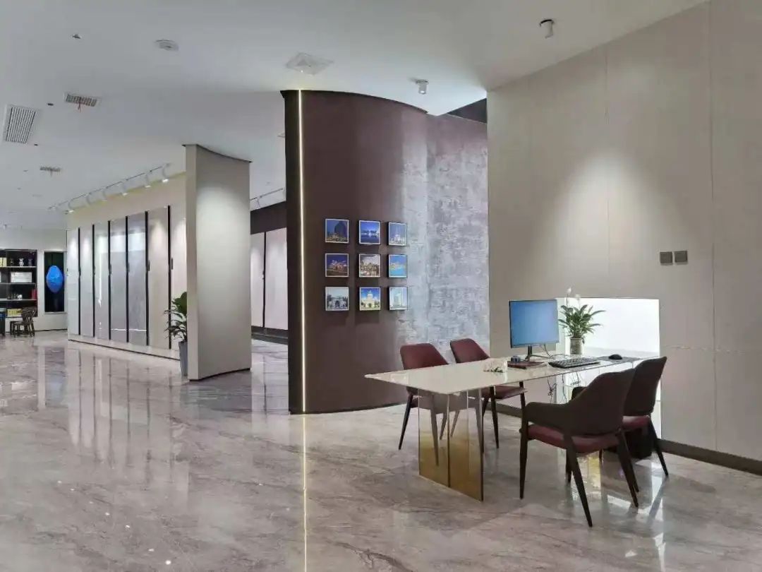 終端風采 | 強輝聊城旗艦店,沉浸式體驗現代高端設計美學(圖7) 終端風采 | 強輝聊城旗艦店,沉浸式體驗現代高端設計美學(圖7)