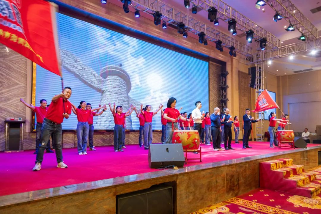 聚勢·創變·敢為 | 強輝集團2025年迎新晚會圓滿結束，共繪未來新藍圖(圖21)