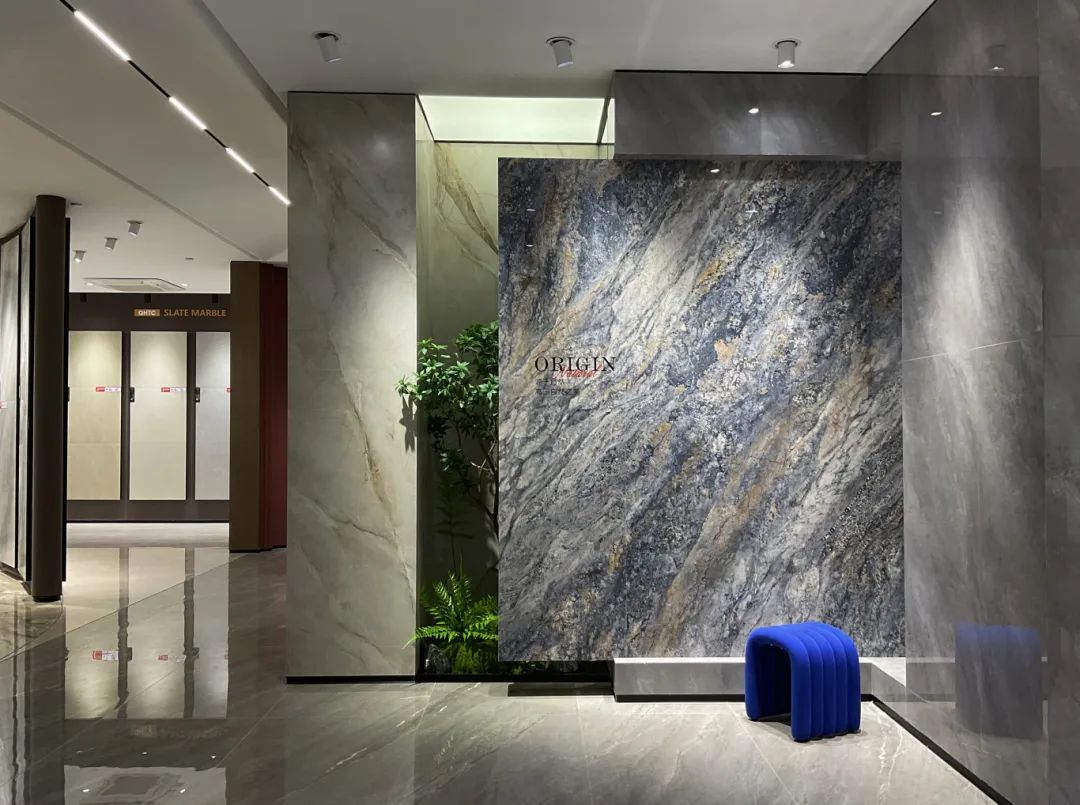 終端風(fēng)采 | 強(qiáng)輝東營旗艦店，探尋質(zhì)感空間的詩意生活(圖10)