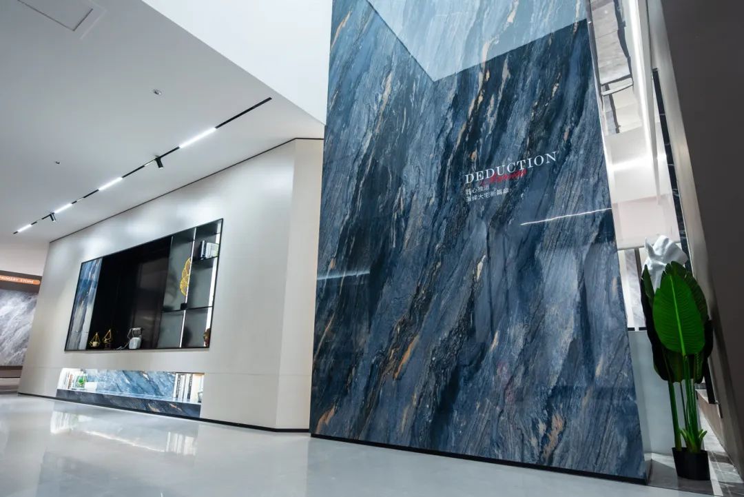 聚勢(shì)共鑒?標(biāo)桿領(lǐng)航 | 強(qiáng)輝2025區(qū)域培訓(xùn)峰會(huì)暨美學(xué)賦能行動(dòng)晉江站圓滿落幕(圖27) 聚勢(shì)共鑒?標(biāo)桿領(lǐng)航 | 強(qiáng)輝2025區(qū)域培訓(xùn)峰會(huì)暨美學(xué)賦能行動(dòng)晉江站圓滿落幕(圖27)