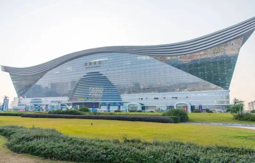 榮譽加冕 | 強輝精工瓷磚實力拿下陶瓷衛(wèi)浴新銳榜“質(zhì)感金獎”(圖10) 榮譽加冕 | 強輝精工瓷磚實力拿下陶瓷衛(wèi)浴新銳榜“質(zhì)感金獎”(圖10)