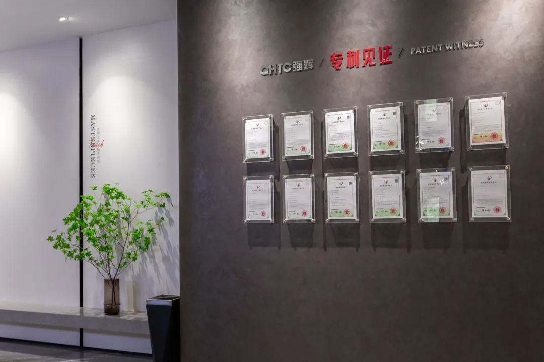 榮譽加冕 | 強輝精工瓷磚實力拿下陶瓷衛(wèi)浴新銳榜“質(zhì)感金獎”(圖19) 榮譽加冕 | 強輝精工瓷磚實力拿下陶瓷衛(wèi)浴新銳榜“質(zhì)感金獎”(圖19)