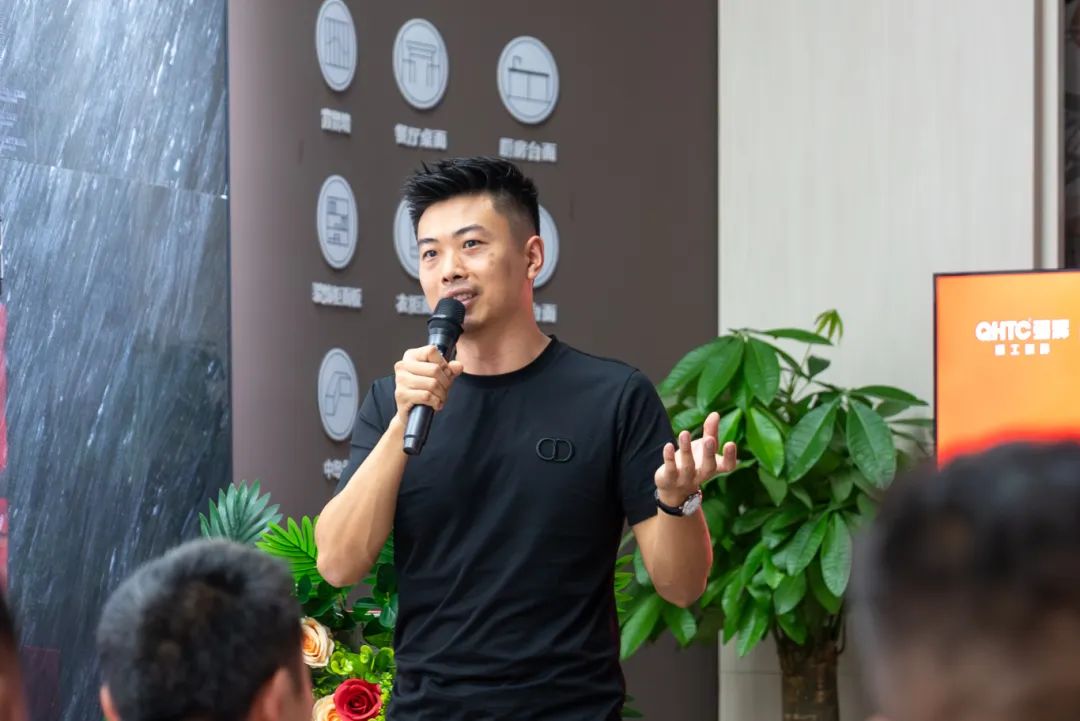 聚勢共鑒?標桿領航 | 強輝2025區域培訓峰會暨美學賦能行動貴陽站順利結束!(圖9) 聚勢共鑒?標桿領航 | 強輝2025區域培訓峰會暨美學賦能行動貴陽站順利結束!(圖9)