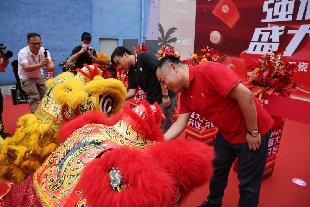 步履不停 奔赴新程 | 強(qiáng)輝山東淄博旗艦店盛大開業(yè)(圖7)